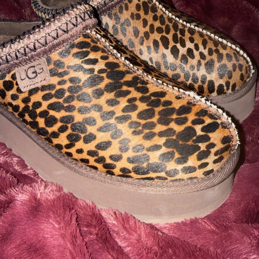 UGG tazz caspian burnt cedar Sz 9
